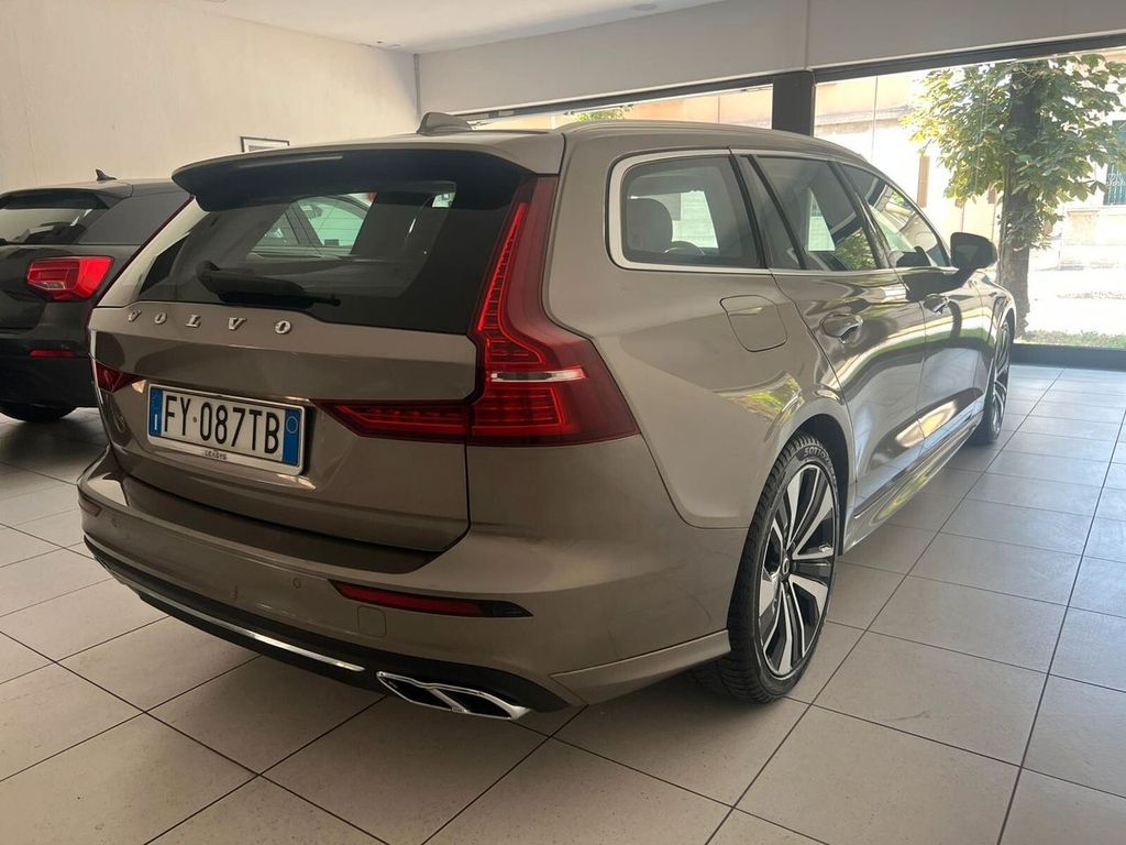 Volvo V60 2019