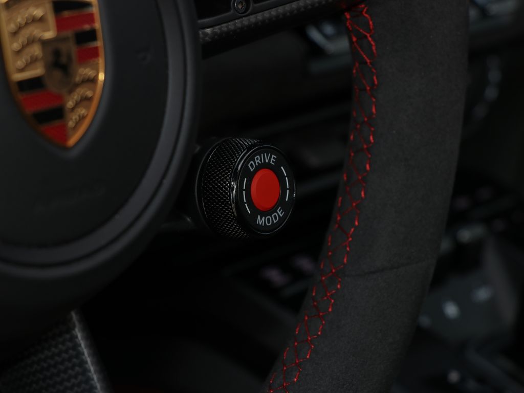 Porsche 992 2024