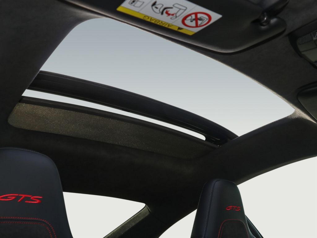 Porsche 992 2024