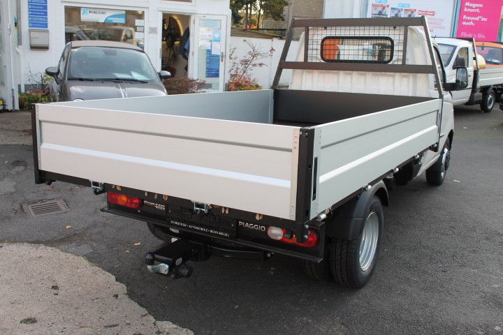 Piaggio Porter 2025