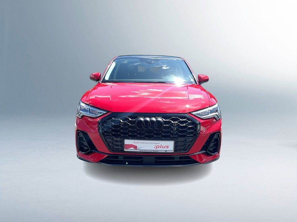 Audi Q3 2021