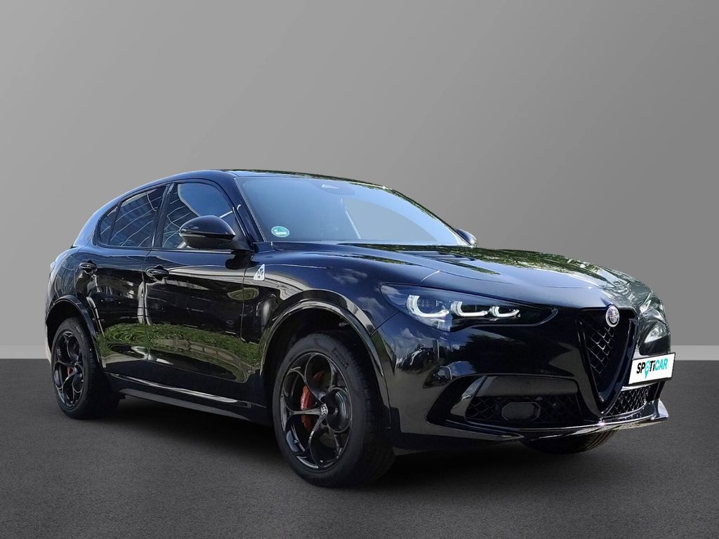 Alfa Romeo Stelvio 2025