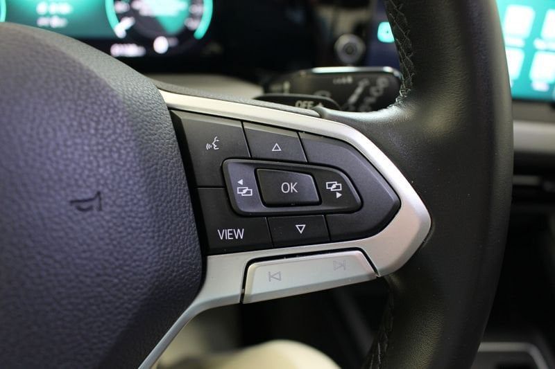 Volkswagen Golf 2021