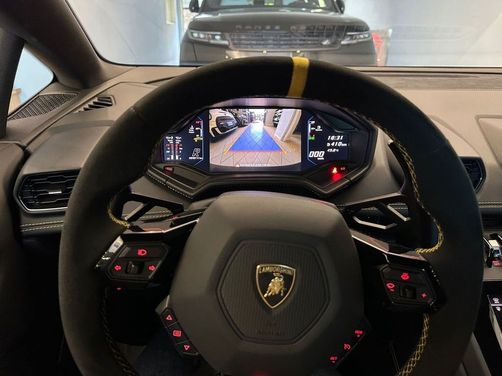 Lamborghini Huracán 2021