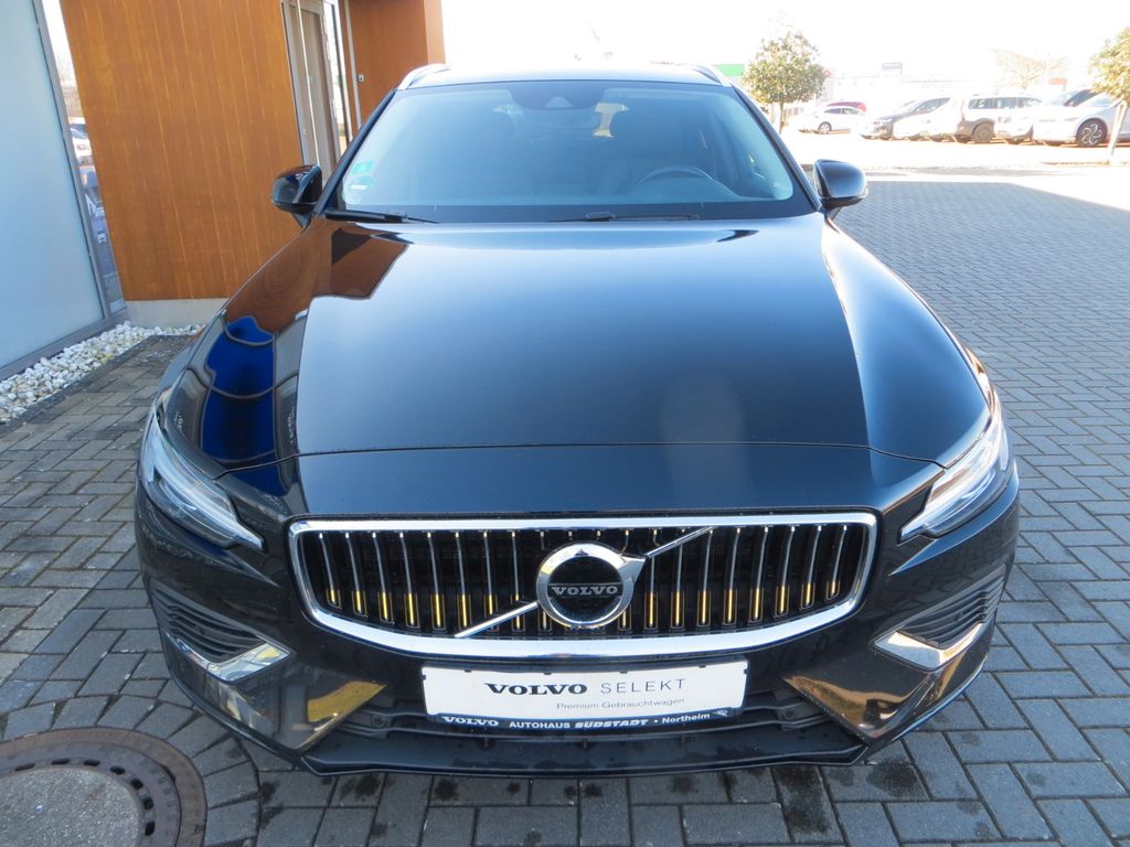 Volvo V60 2022