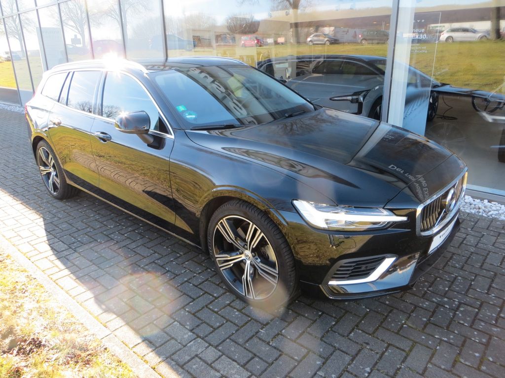 Volvo V60 2022