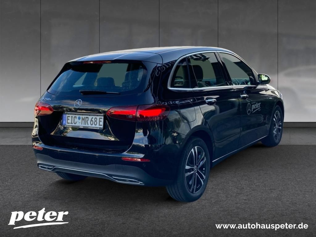 Mercedes-Benz B 250 2025