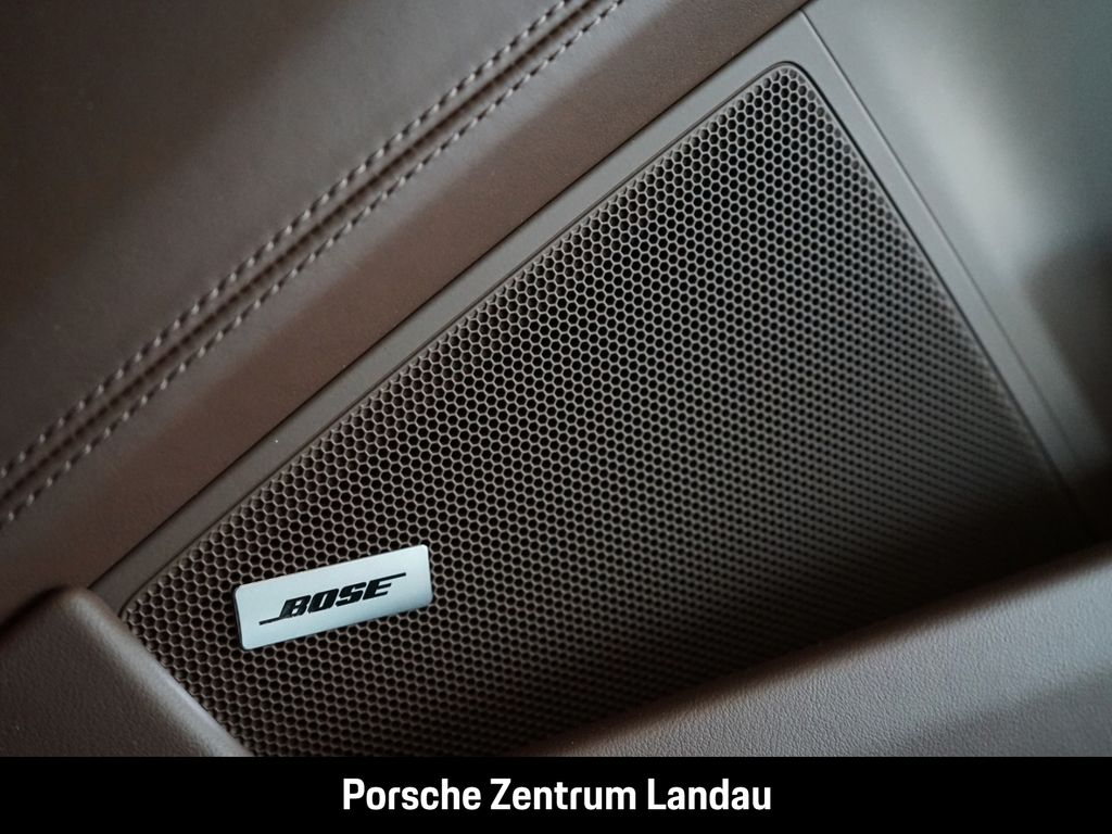 Porsche 992 2024