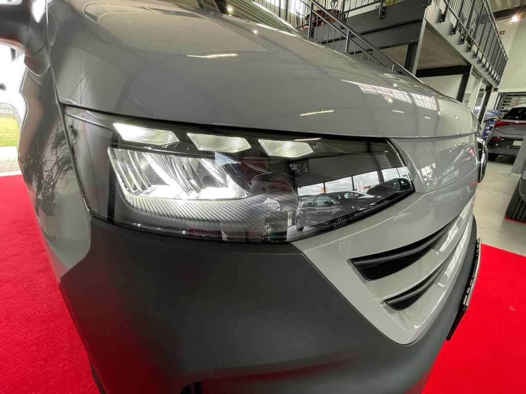 Volkswagen T7 Transporter