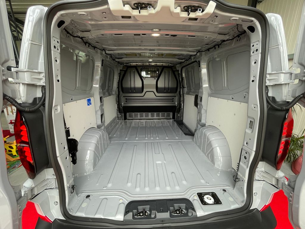 Volkswagen T7 Transporter