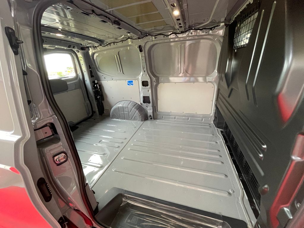 Volkswagen T7 Transporter