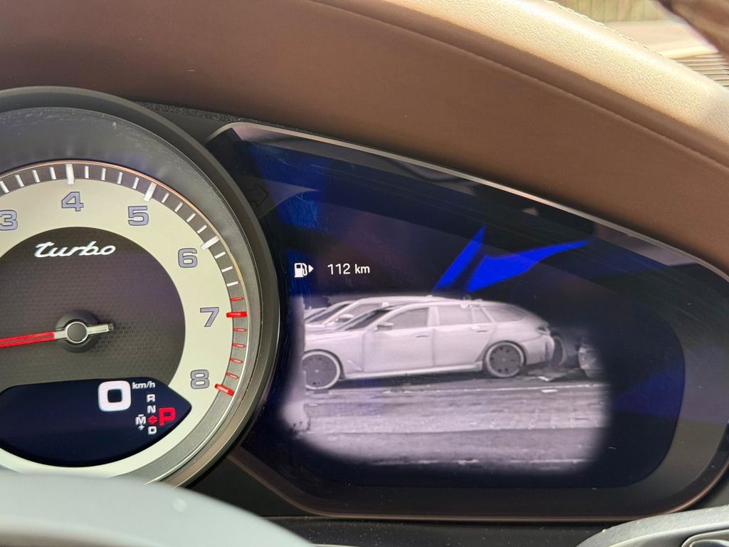 Porsche Cayenne 2022