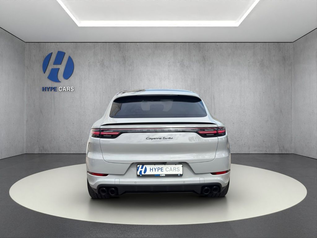 Porsche Cayenne 2022