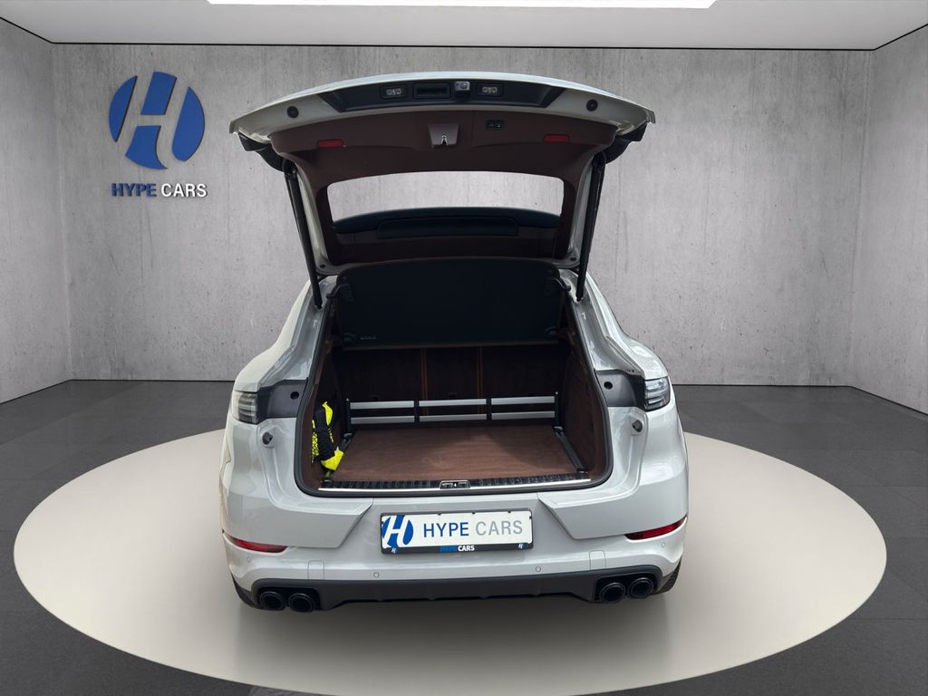 Porsche Cayenne 2022