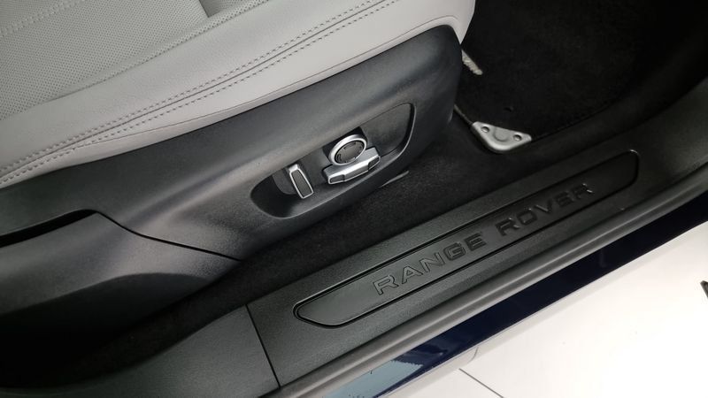 Land Rover Range Rover Evoque 2021