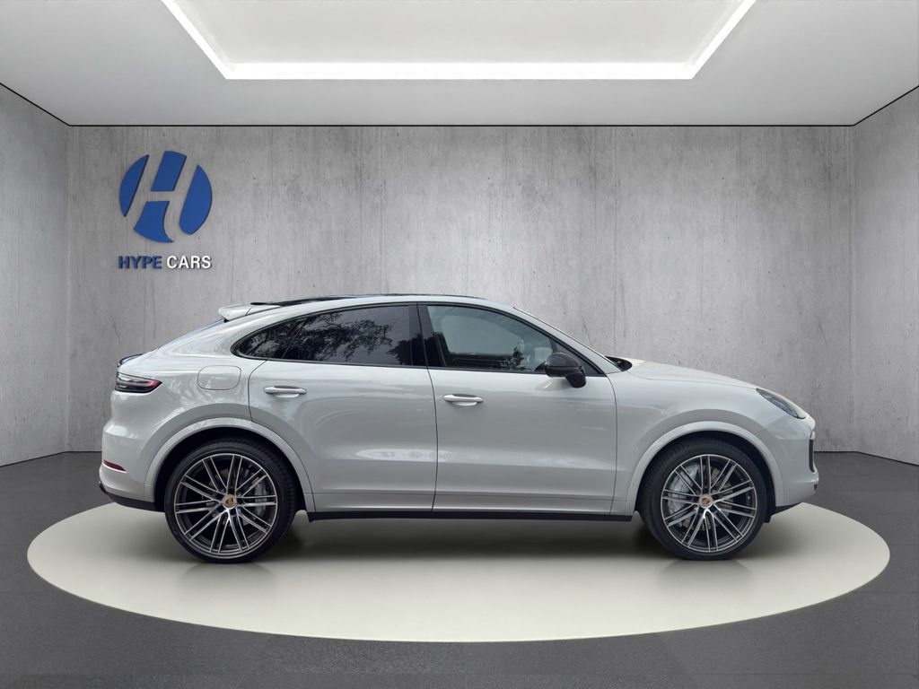 Porsche Cayenne 2022