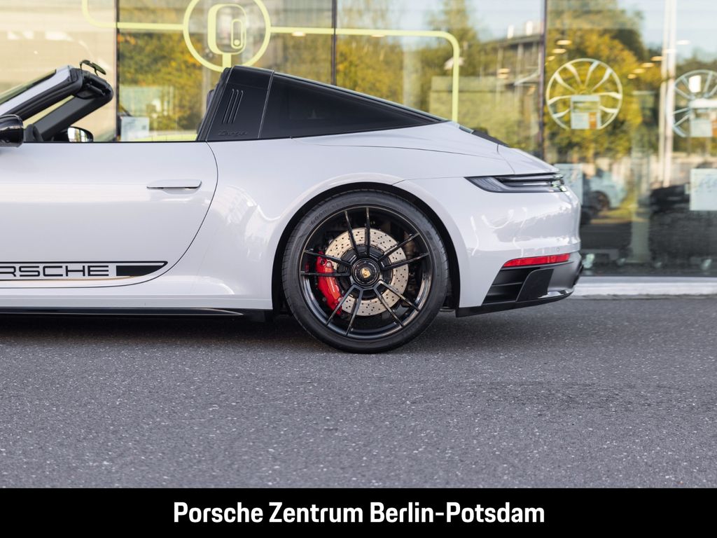 Porsche 992 2024