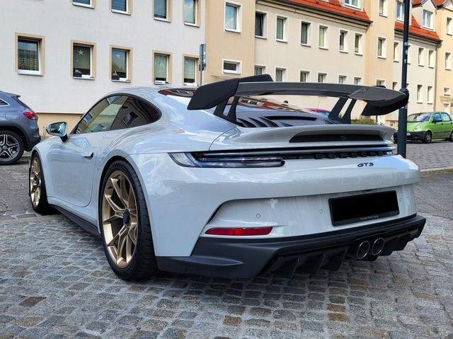 Porsche 992 2024