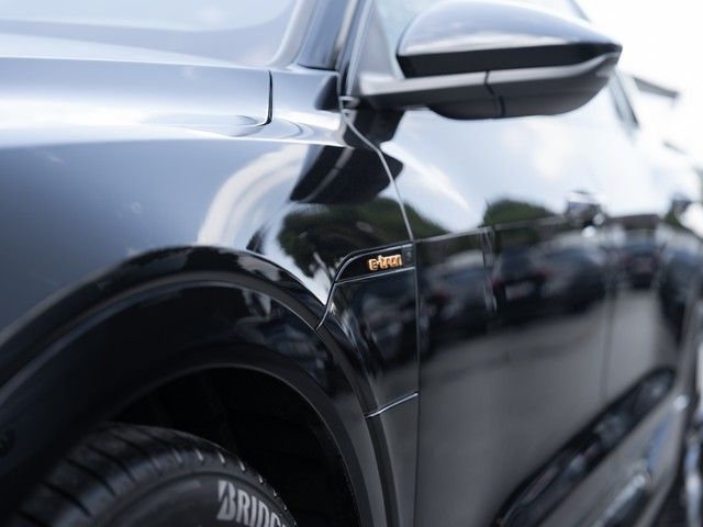 Audi e-tron 2022