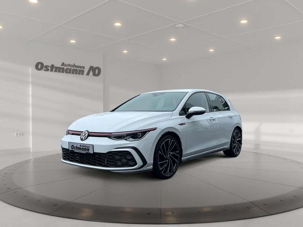 Volkswagen Golf 2021