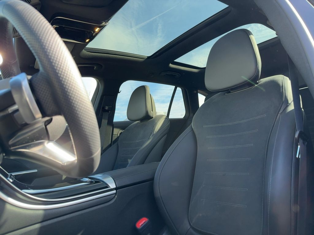 Mercedes-Benz C 300 2024