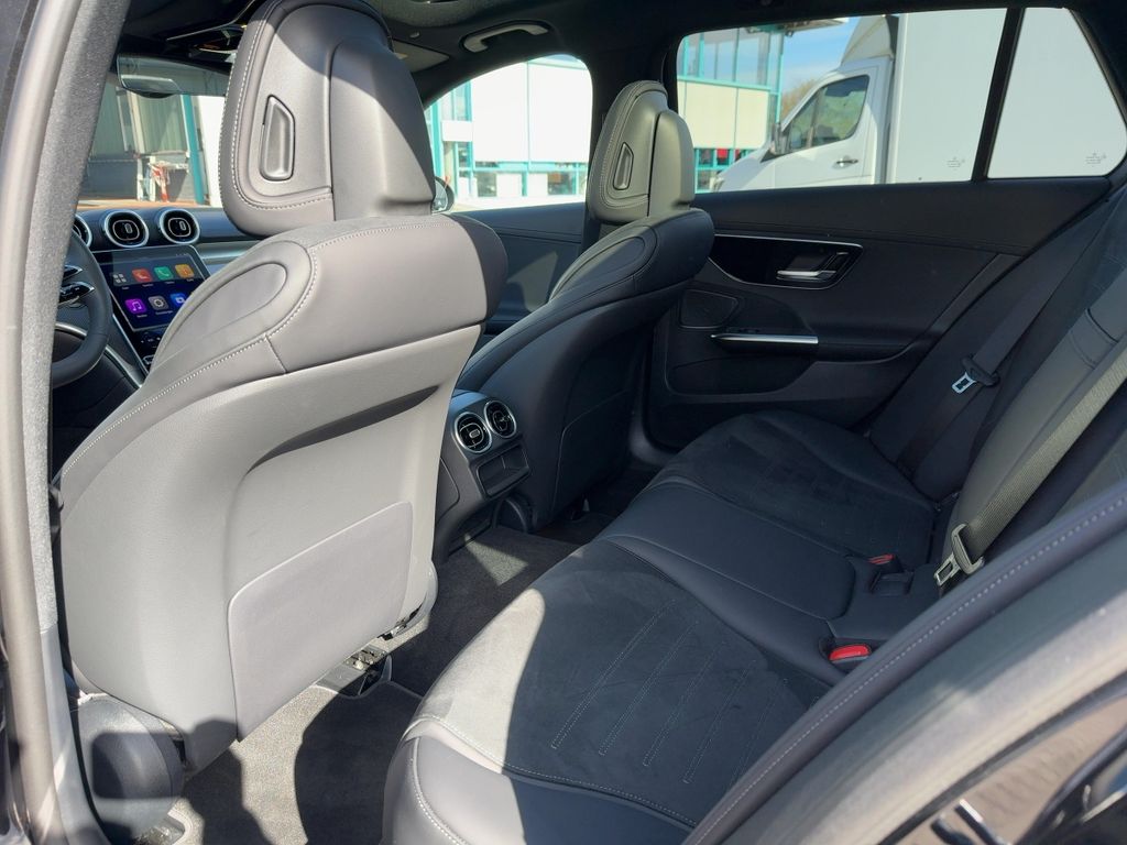 Mercedes-Benz C 300 2024