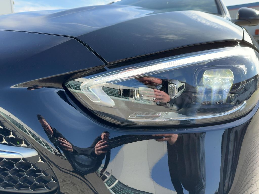 Mercedes-Benz C 300 2024