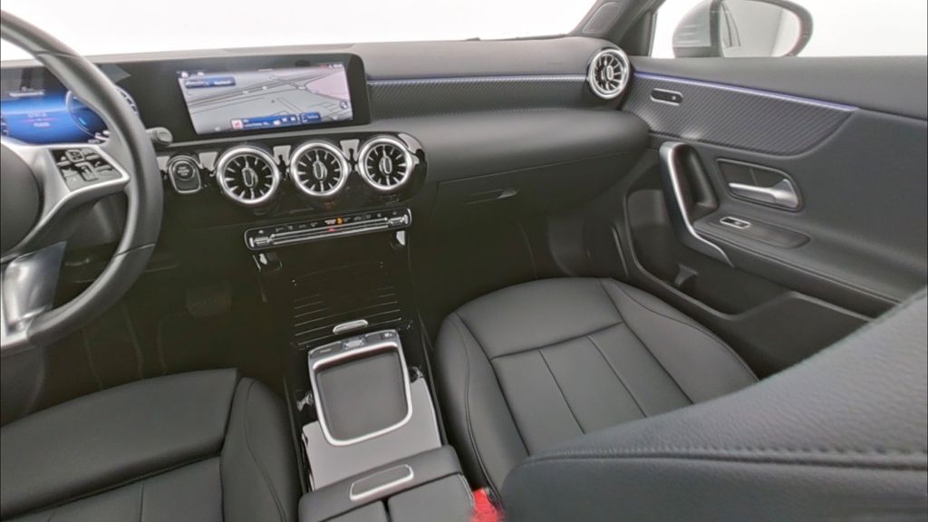 Mercedes-Benz A 250 2023