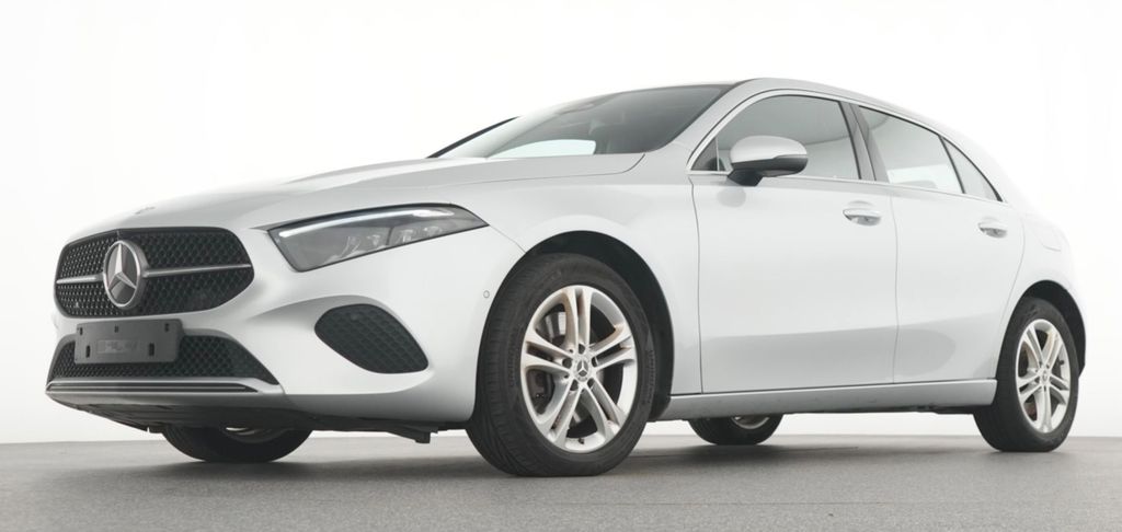 Mercedes-Benz A 250 2023