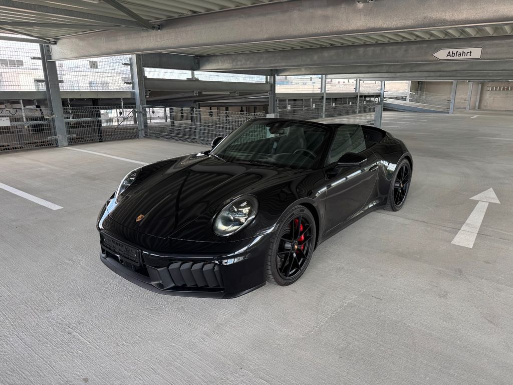 Porsche 992 2025