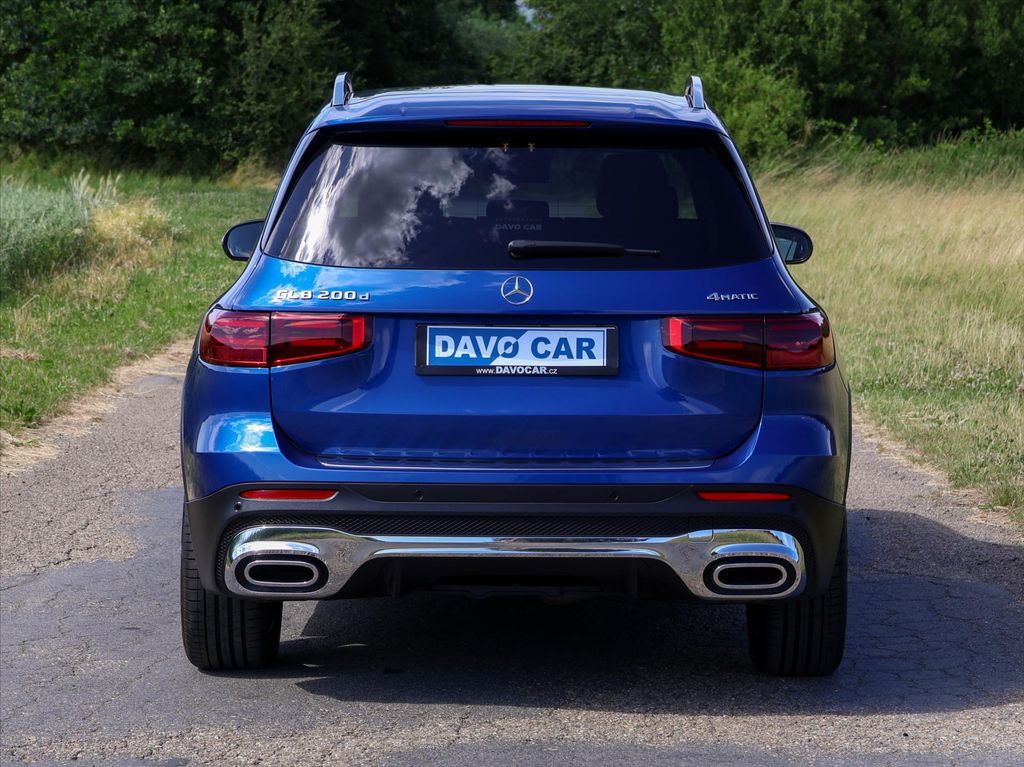 Mercedes-Benz GLB 200 2025