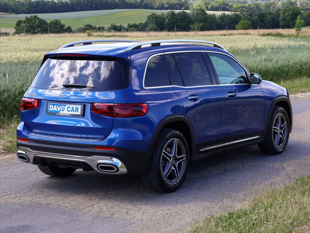Mercedes-Benz GLB 200 2025