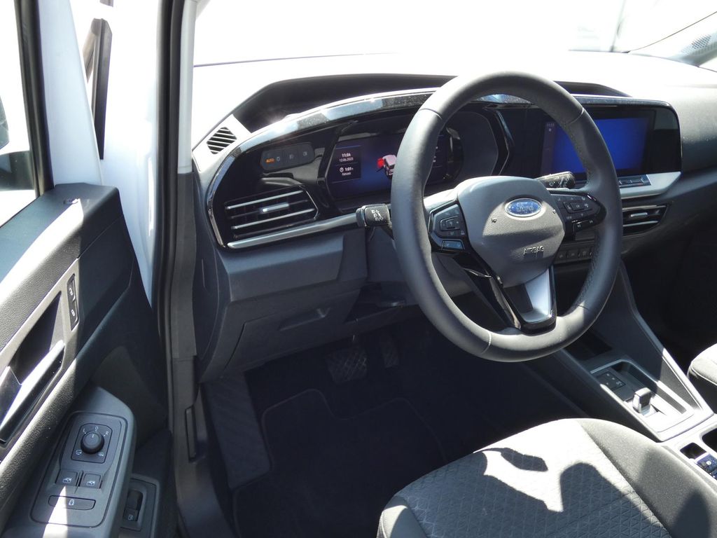 Ford Tourneo Connect 2025