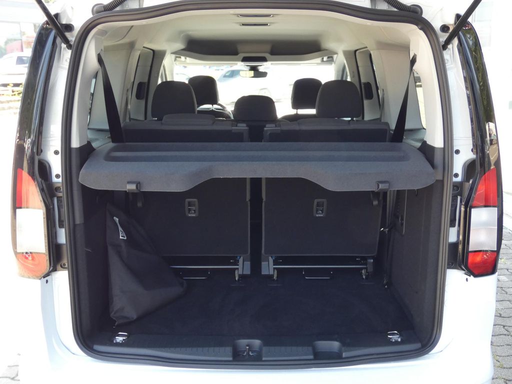 Ford Tourneo Connect 2025