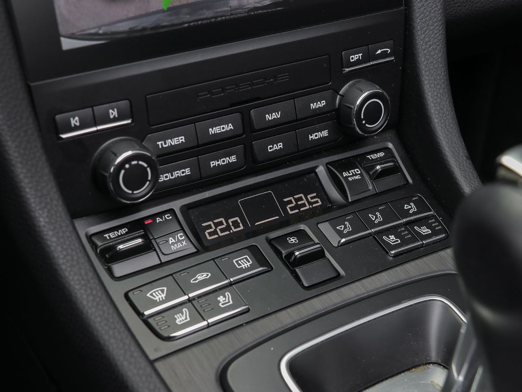 Porsche Boxster 2024