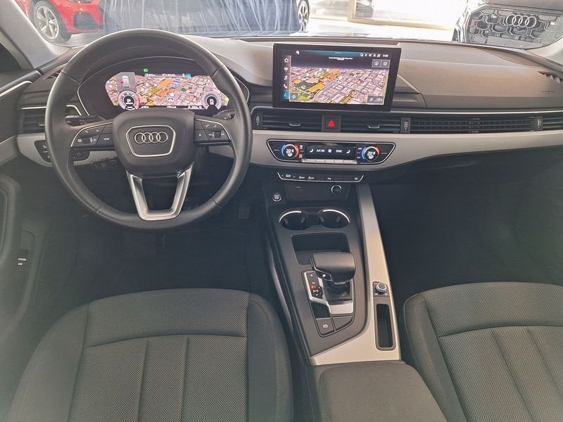 Audi A4 2023