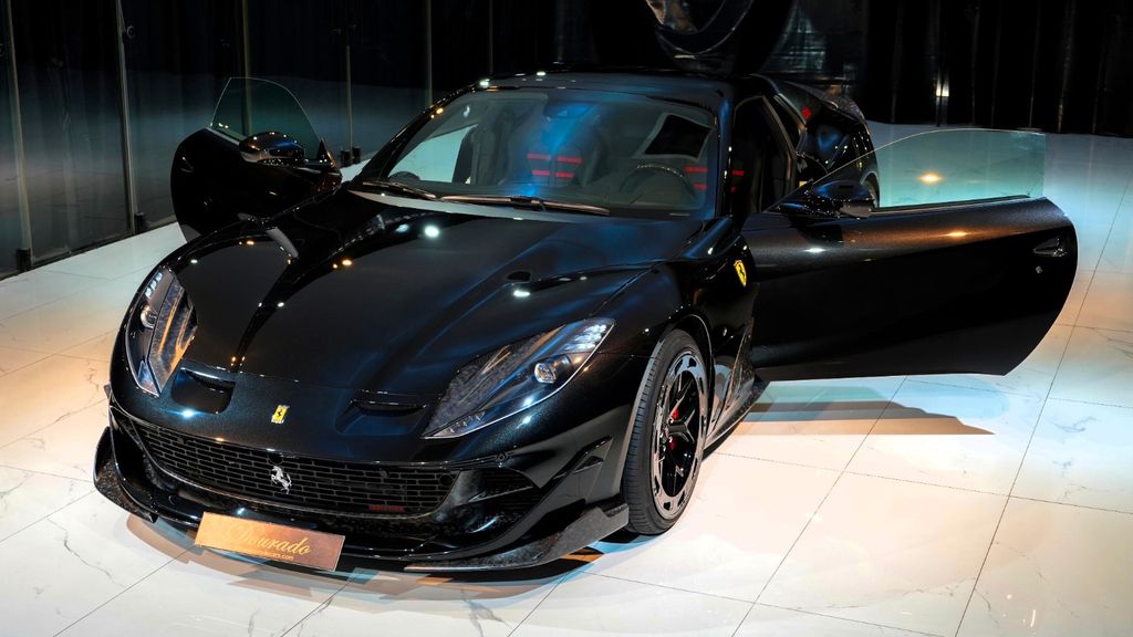 Ferrari 812