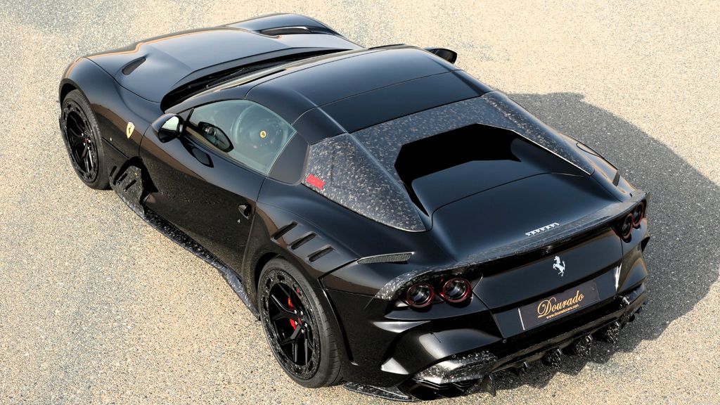 Ferrari 812