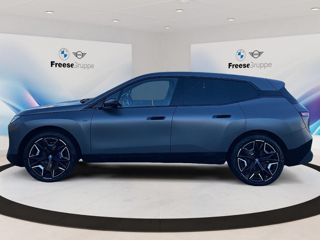 BMW iX 2023