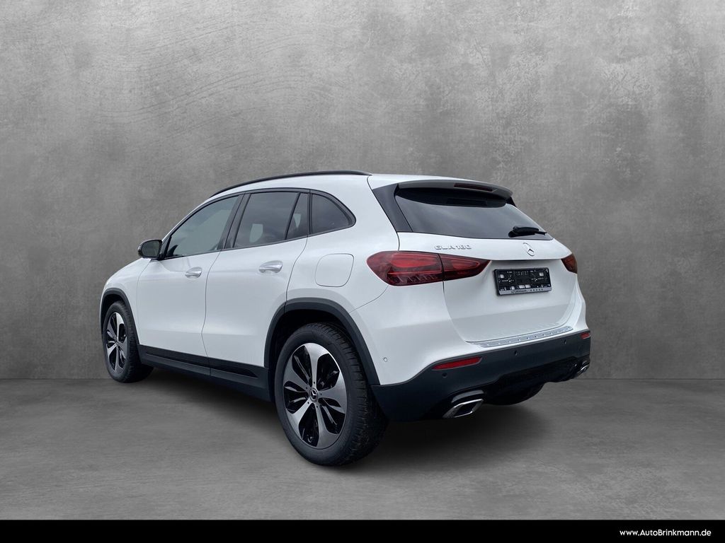 Mercedes-Benz GLA 180 2025