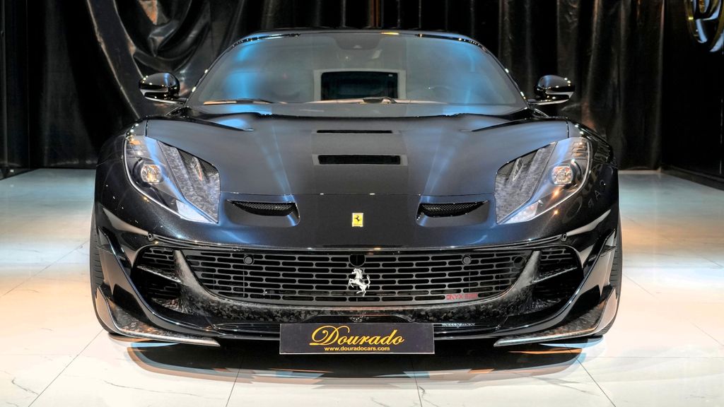 Ferrari 812