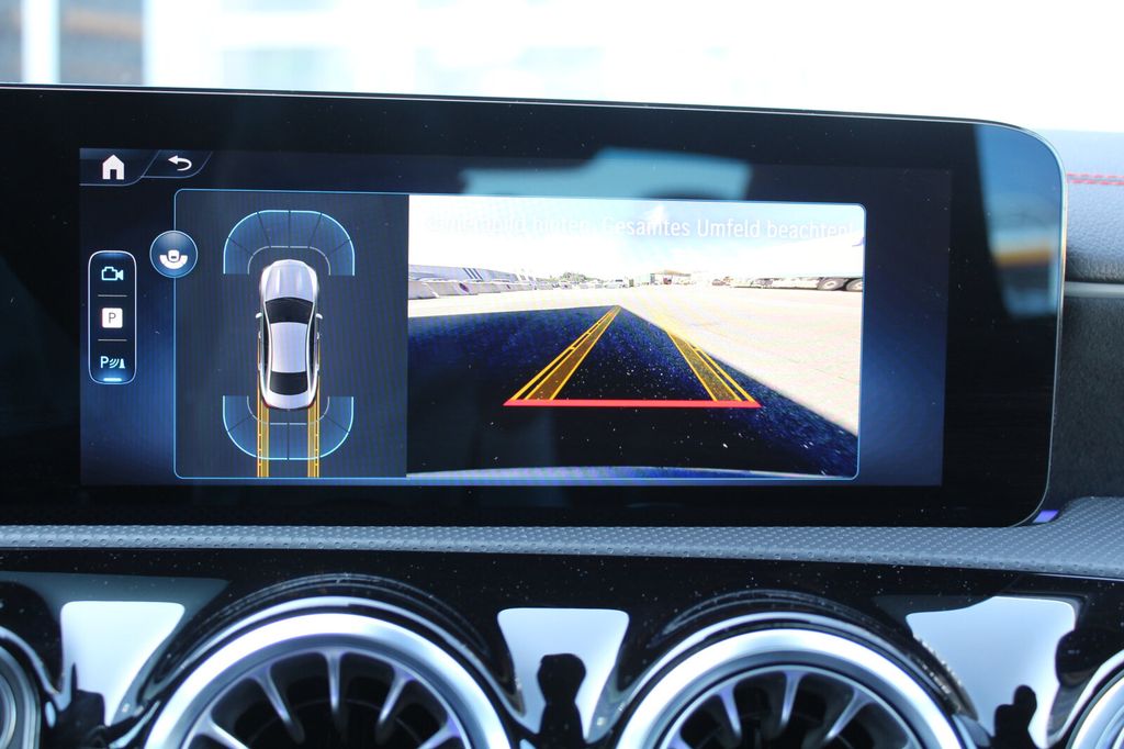 Mercedes-Benz CLA 200 2024