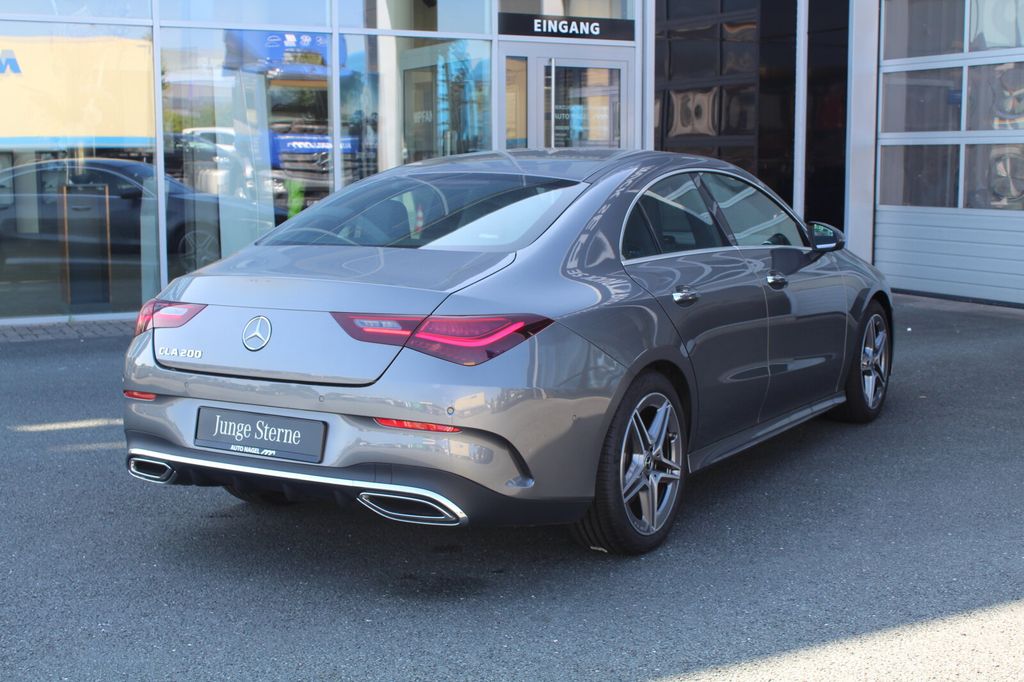 Mercedes-Benz CLA 200 2024