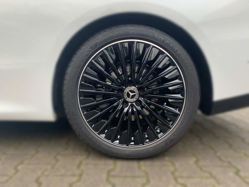 Mercedes-Benz CLE 200 2025