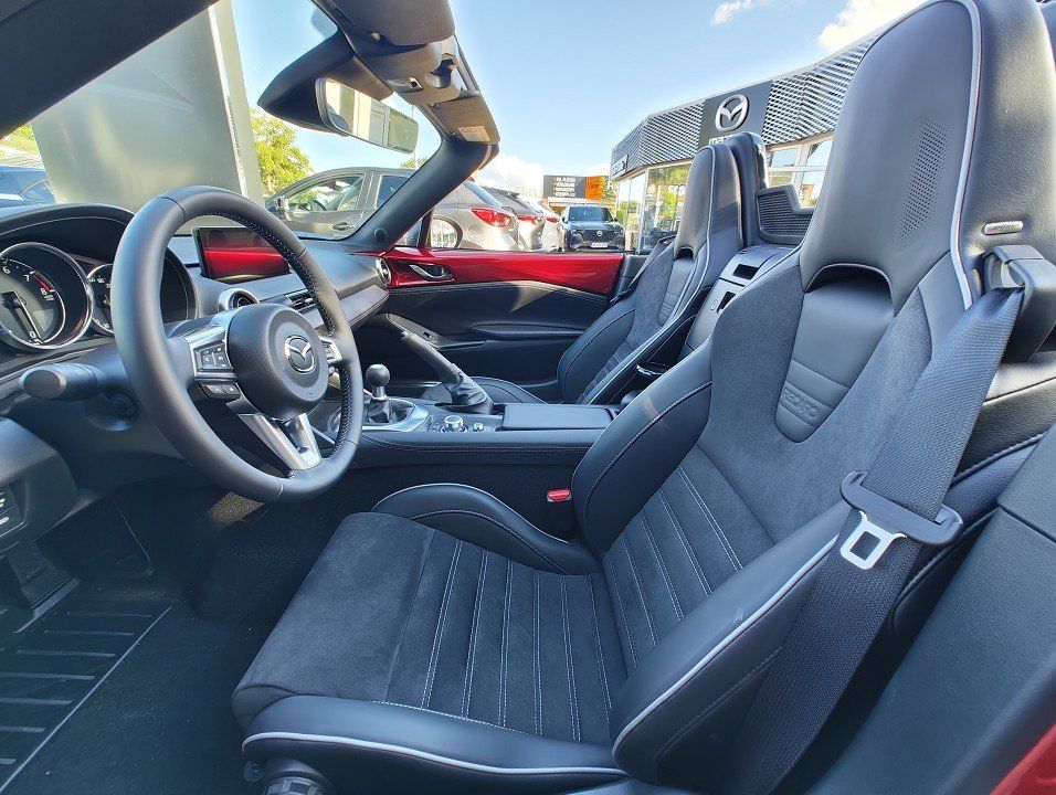 Mazda MX-5 2025