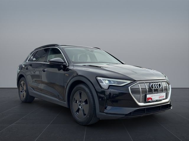 Audi e-tron 2022