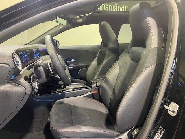 Mercedes-Benz A 200 2024