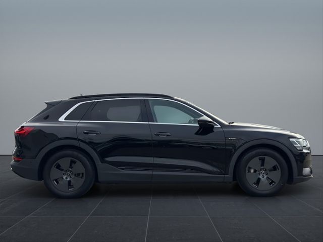 Audi e-tron 2022