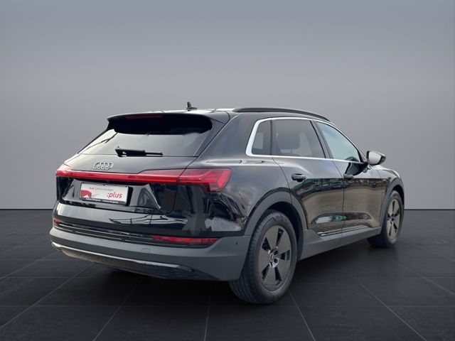 Audi e-tron 2022