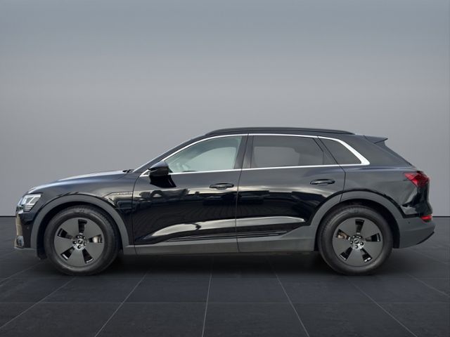 Audi e-tron 2022